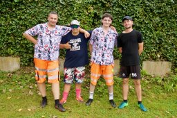 twin teams 014